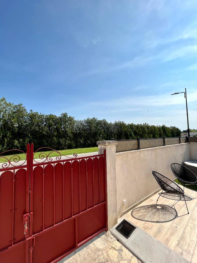 Maison De Charme Avec Jacuzzi Molleges Eksteriør billede